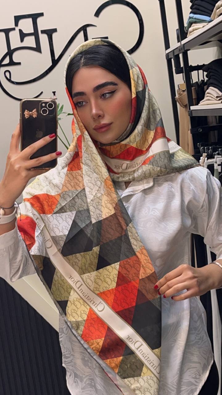 روسری ابریشم توییل سری انتخابی کد rp44 (عمده)
