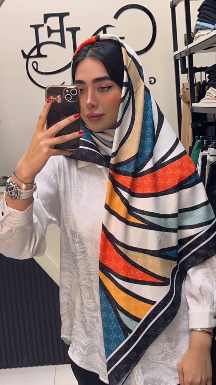 روسری ابریشم توییل سری انتخابی کد rp45 (عمده)
