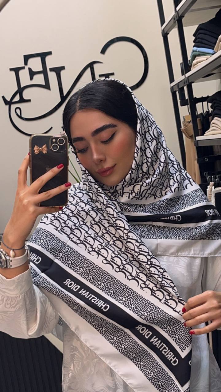 روسری ابریشم توییل سری انتخابی کد rp47 (عمده)
