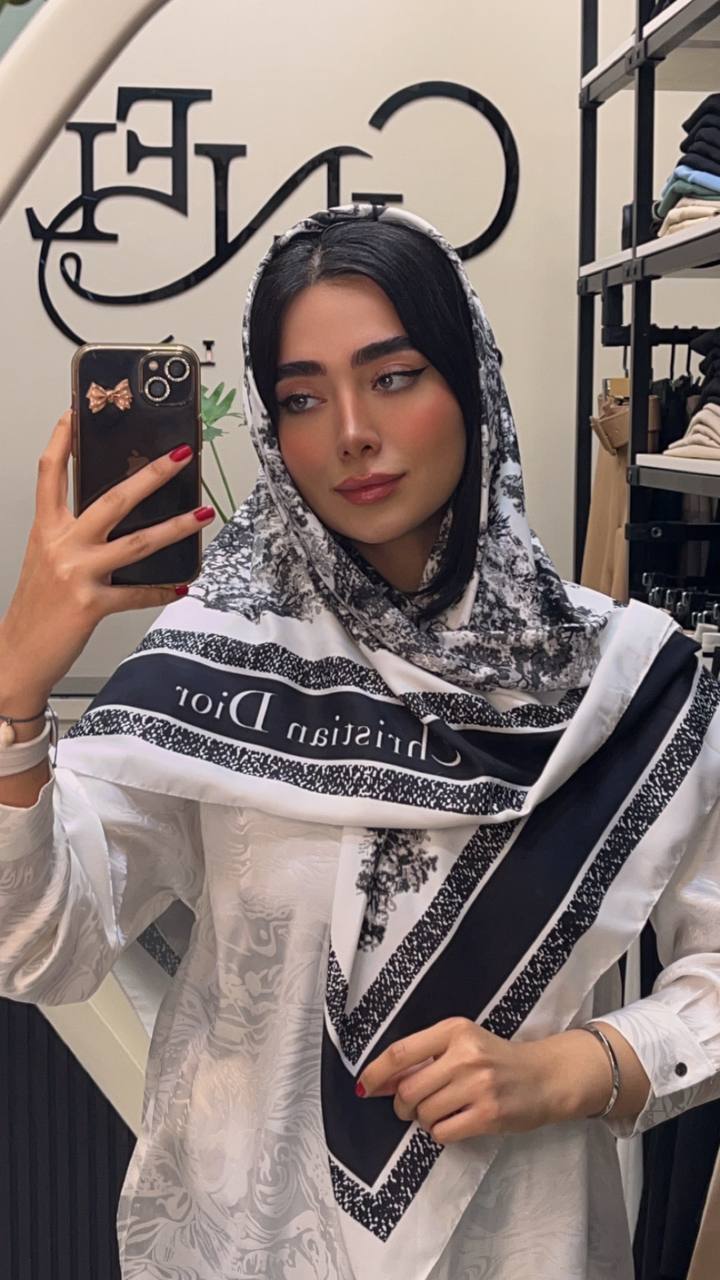 روسری ابریشم توییل سری انتخابی کد rp48 (عمده)
