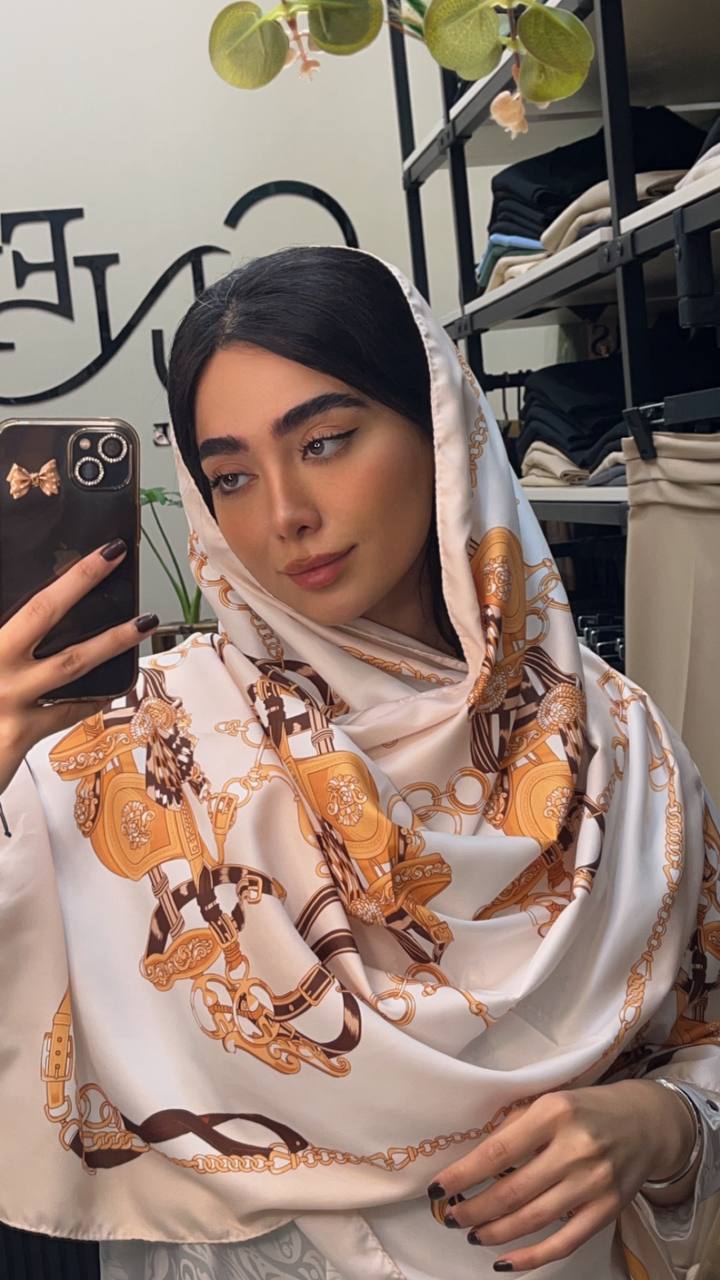 شال ابریشم توییل سری انتخابی کد sc70 (عمده)
