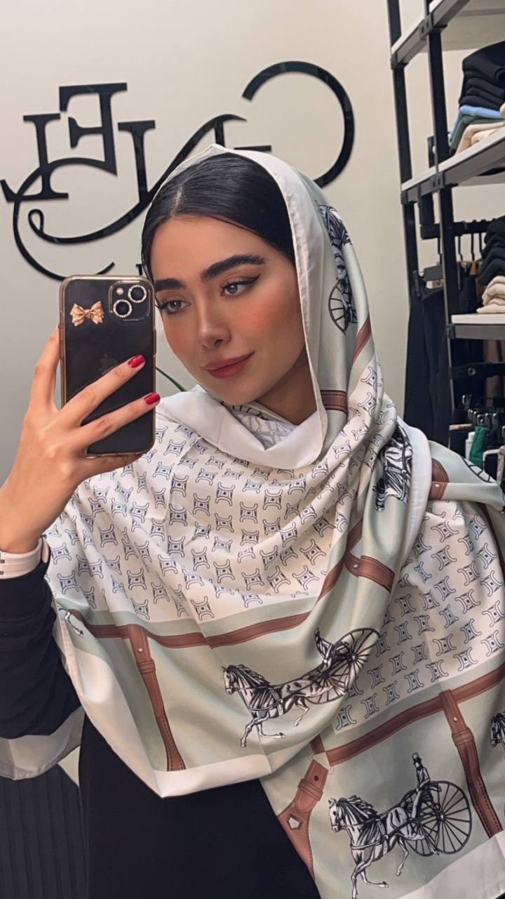 شال ابریشم توییل سری انتخابی کد sc73 (عمده)
