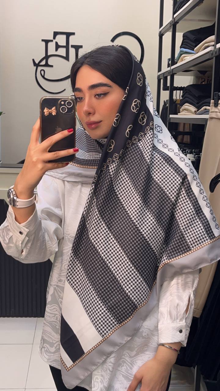 روسری ابریشم توییل سری انتخابی کد rp51 (عمده)
