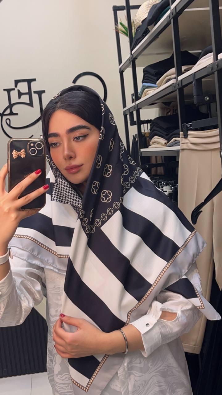 روسری ابریشم توییل سری انتخابی کد rp51 (عمده)
