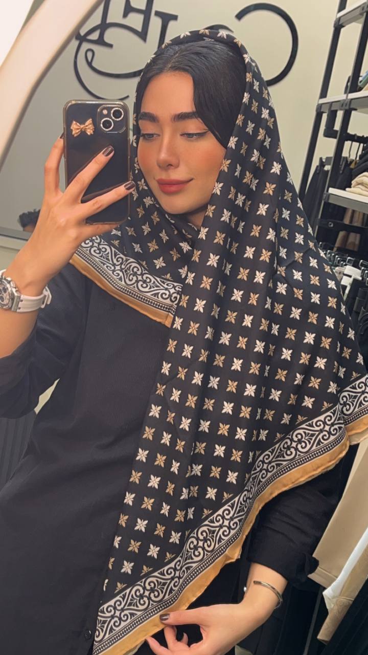 روسری حریر دستدوز بسته8طرحی کد r49 (عمده)
