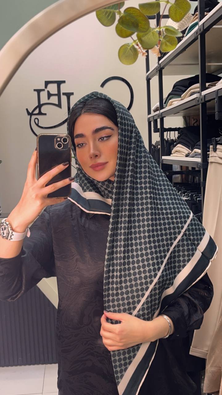 روسری حریر دستدوز بسته6رنگی کد r52 (عمده)
