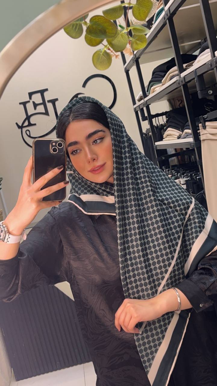 روسری حریر دستدوز بسته6رنگی کد r52 (عمده)
