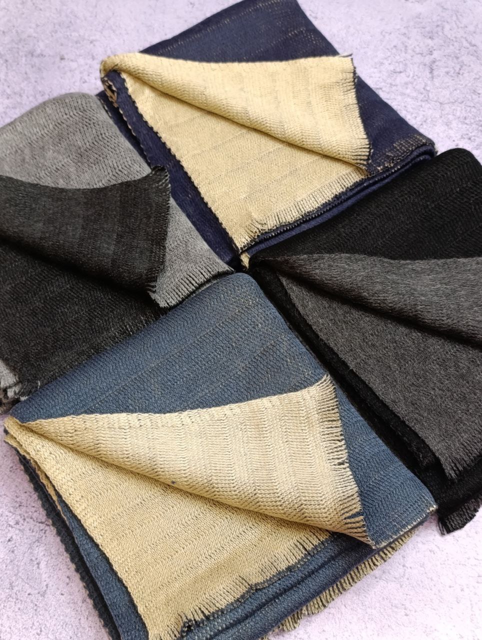 شال بافت دورو بسته8رنگی کد sz13 (عمده)
