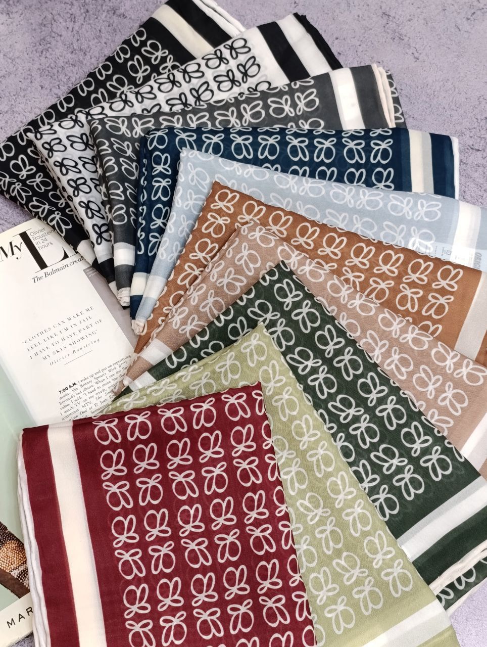 روسری حریر دستدوز بسته10رنگی کد r55 (عمده)
