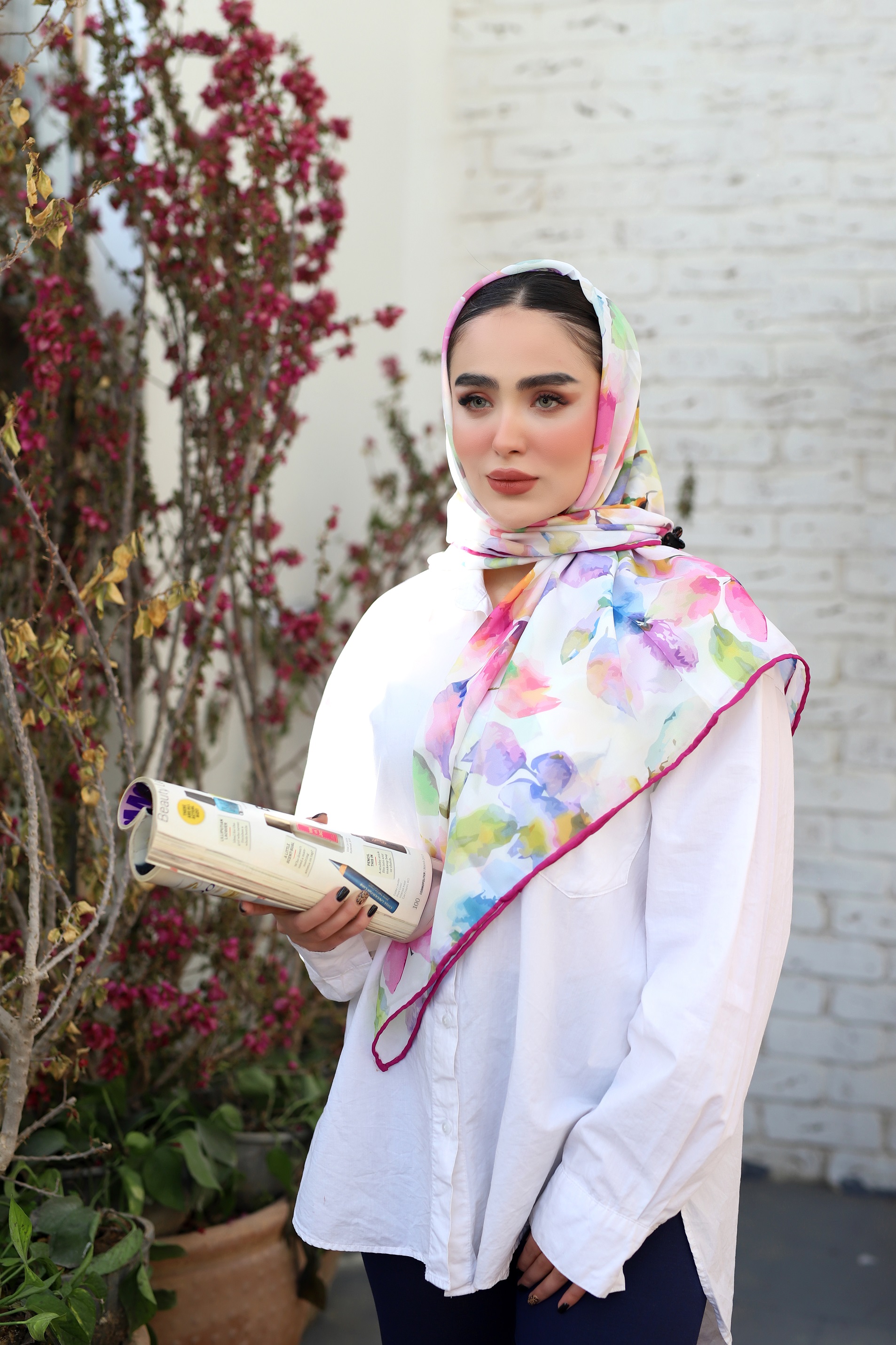 روسری حریردستدوز ابرنگی بسته10طرحی کد r56 (عمده)
