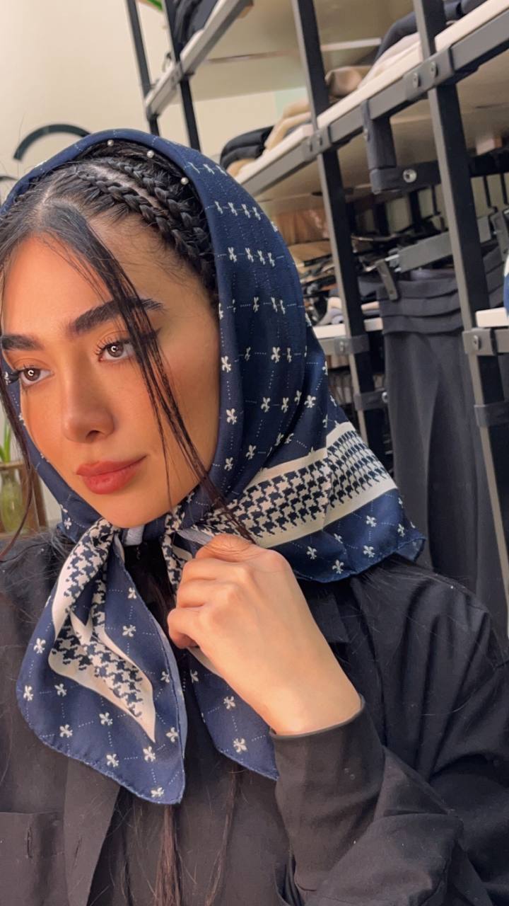 مینی اسکارف بسته10طرحی کد mp15 (عمده)
