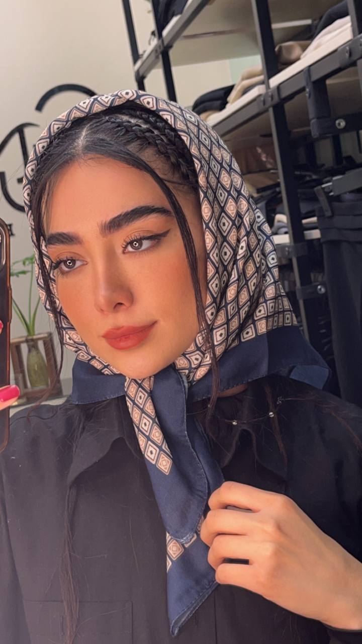 مینی اسکارف بسته10طرحی کد mp15 (عمده)
