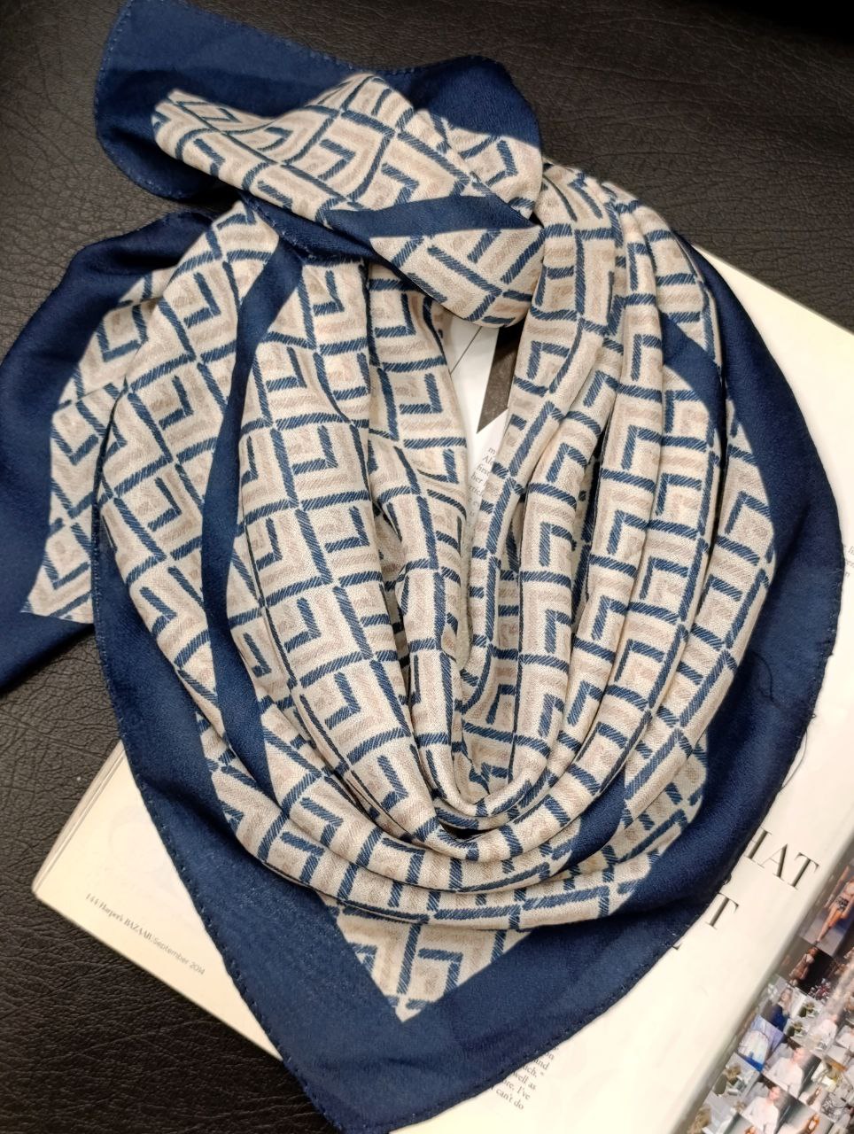 مینی اسکارف بسته10طرحی کد mp15 (عمده)
