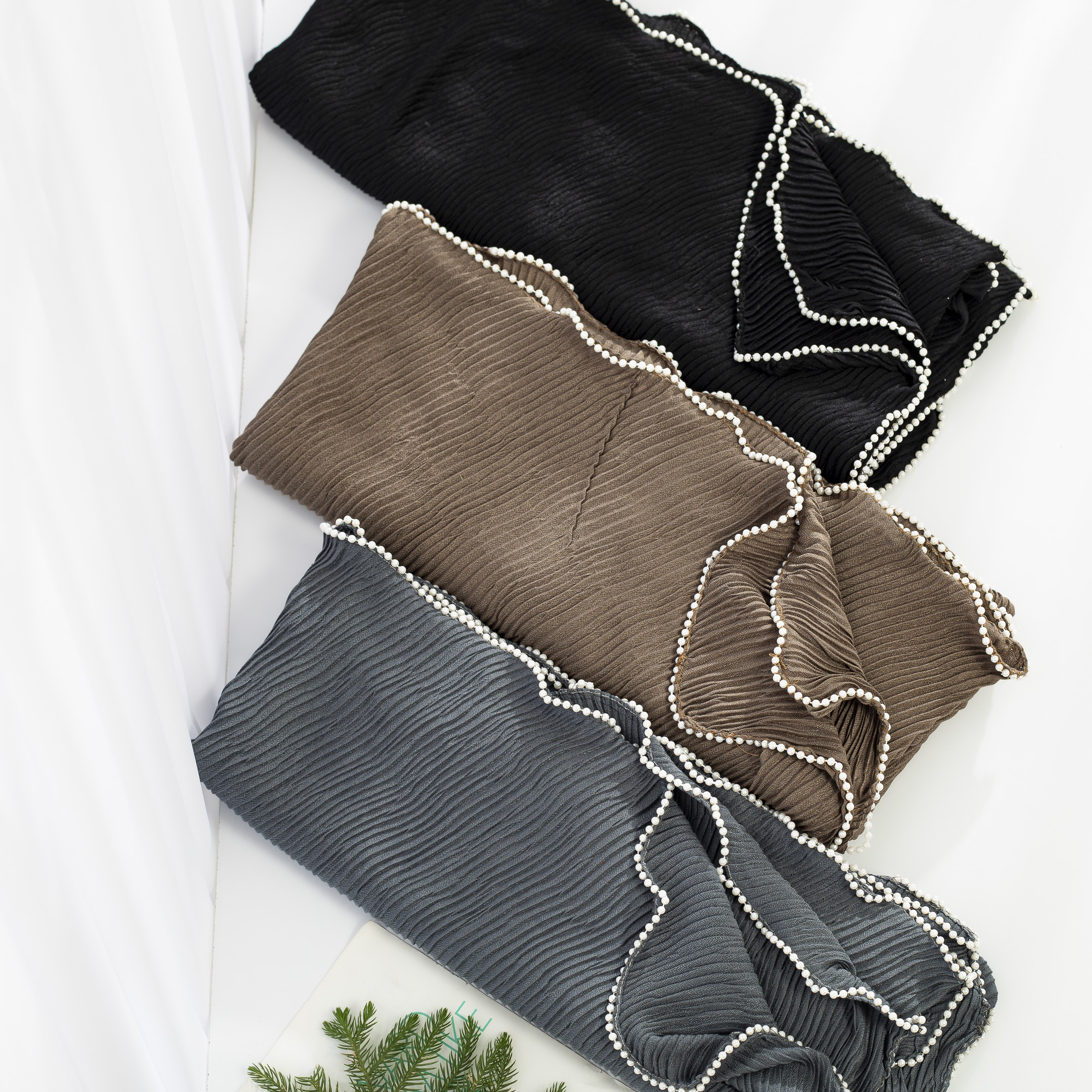 شال پلیسه دورمروارید بسته12رنگی کد sm25 (عمده)
