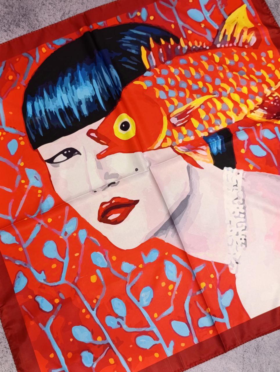 مینی اسکارف ابریشم توییل طرحای انتزاعی بسته8طرحی کد mt25 (عمده)
