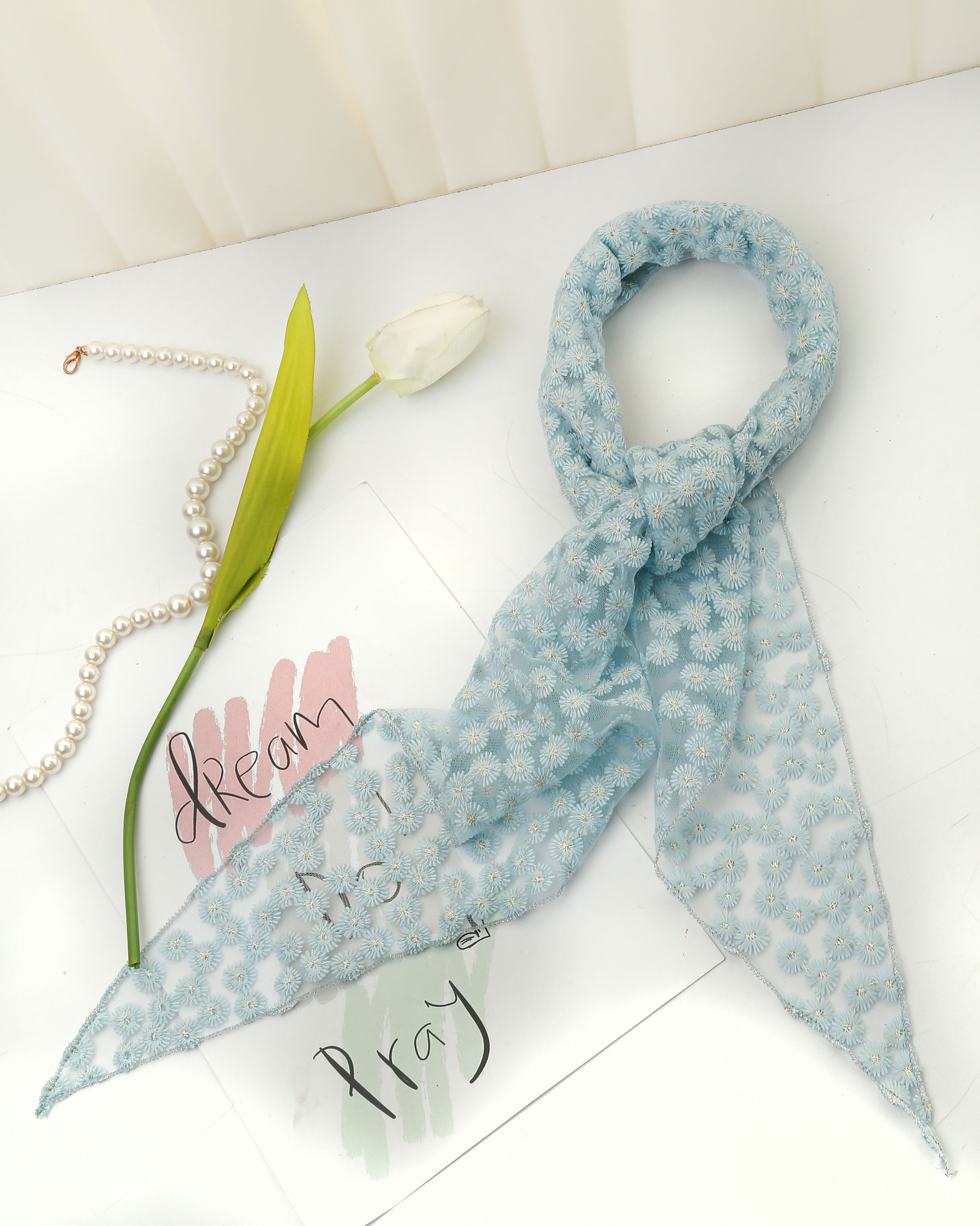 مینی اسکارف سه گوش توری بابونه بسته8رنگی کد mm5 (عمده)
