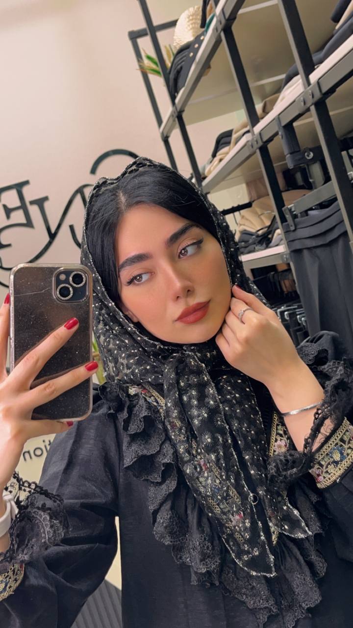 مینی اسکارف سه گوش توری بابونه بسته8رنگی کد mm6 (عمده)
