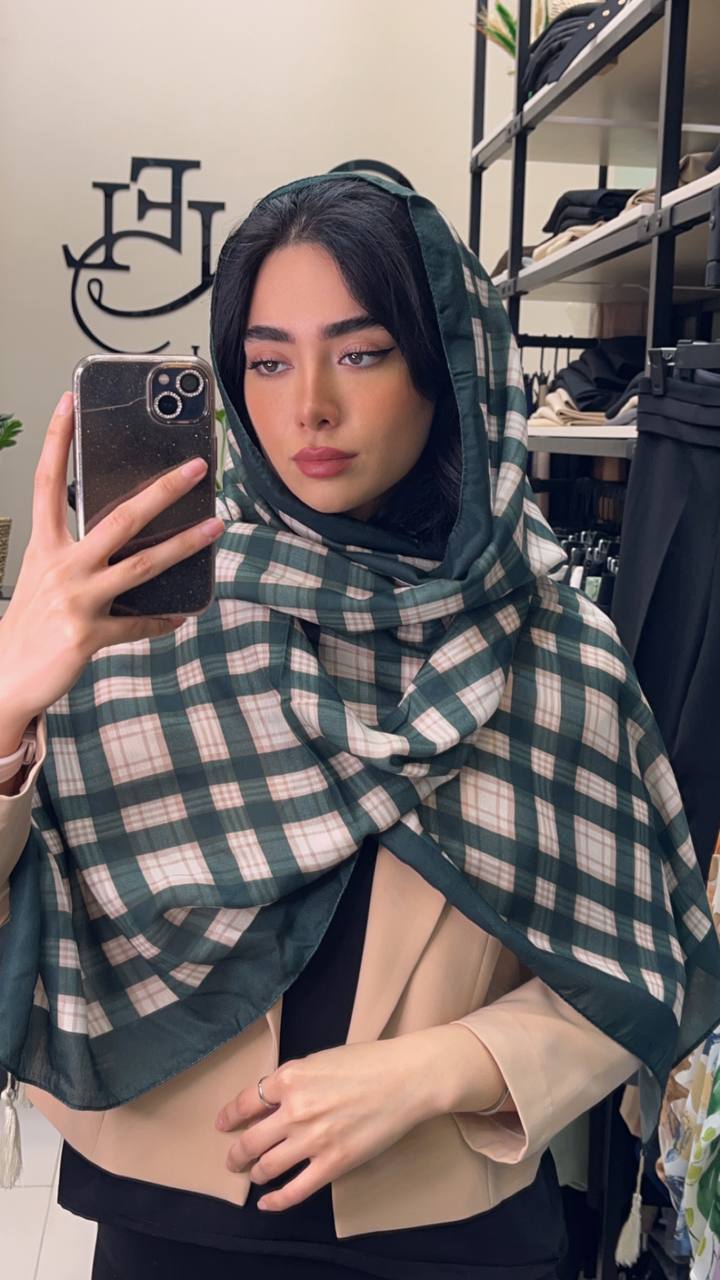 شال چاپی پک سبز بسته10طرحی کد sh46 (عمده)
