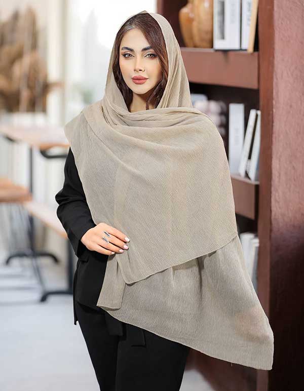 شال پلیسه حریر بسته17رنگی کد sp39 (عمده)
