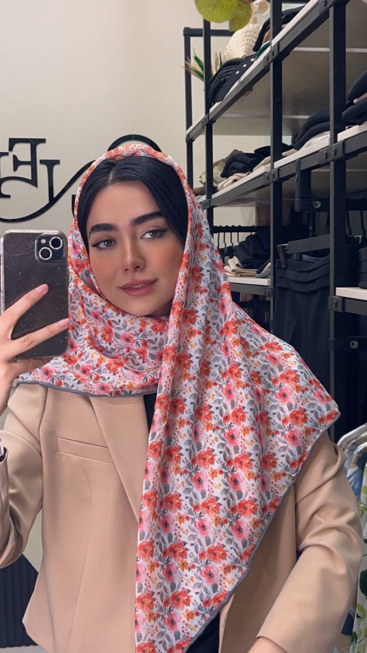 روسری حریردستدوز بسته8طرحی کد r64 (عمده)
