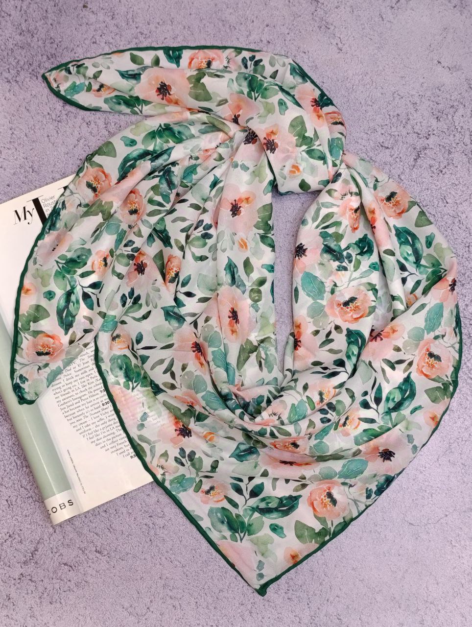 روسری حریردستدوز بسته8طرحی کد r64 (عمده)
