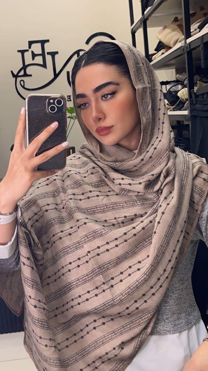 شال کنفی دورگان وارداتی بسته12طرحی کد sh48 (عمده)
