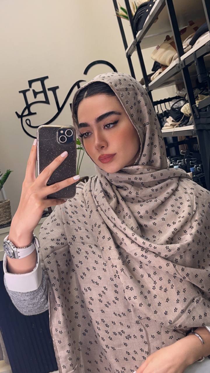 شال کنفی دورگان وارداتی بسته12طرحی کد sh48 (عمده)
