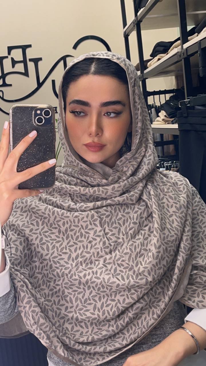 شال کنفی دورگان وارداتی بسته12طرحی کد sh48 (عمده)
