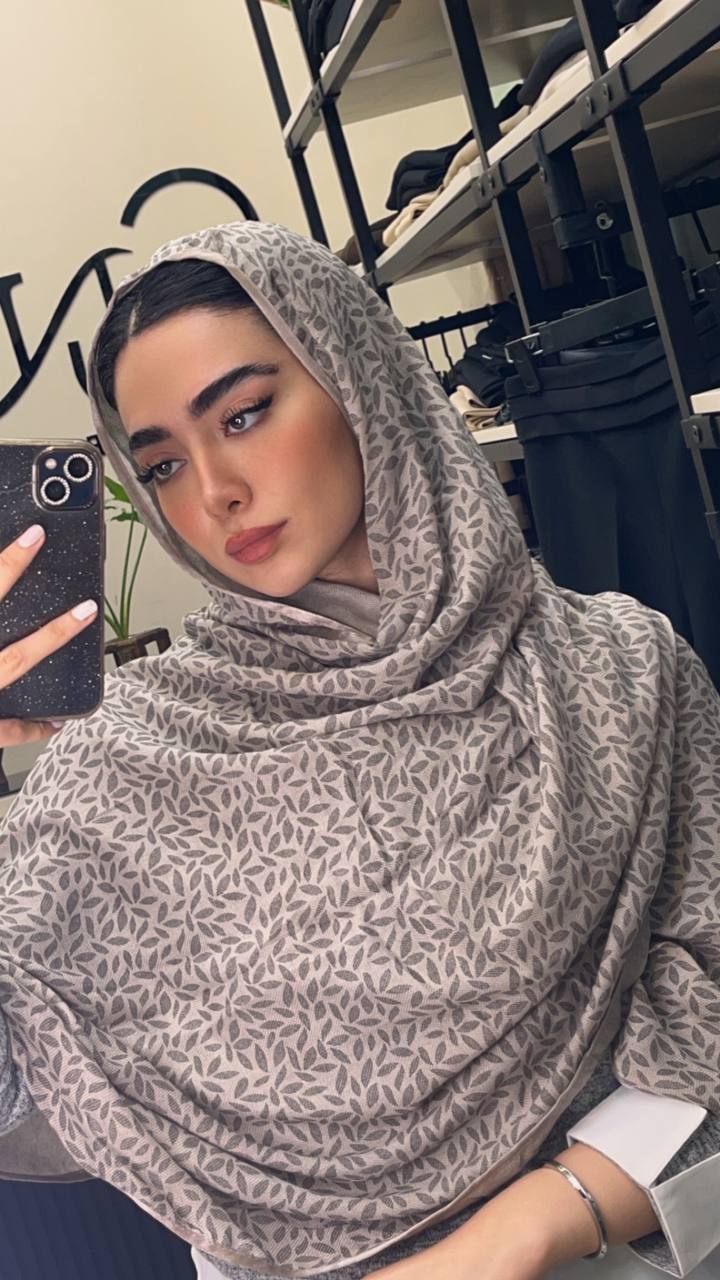 شال کنفی دورگان وارداتی بسته12طرحی کد sh48 (عمده)
