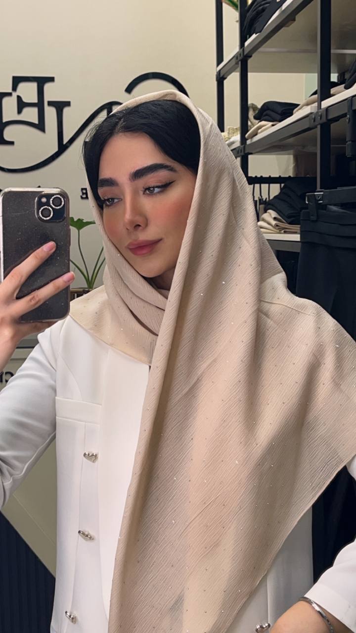 روسری درختی نگینی بسته6رنگی کد rm15 (عمده)
