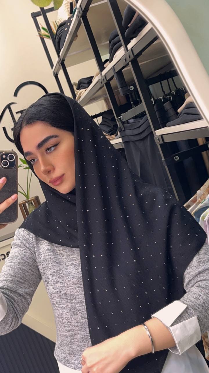 روسری درختی نگینی بسته6رنگی کد rm15 (عمده)
