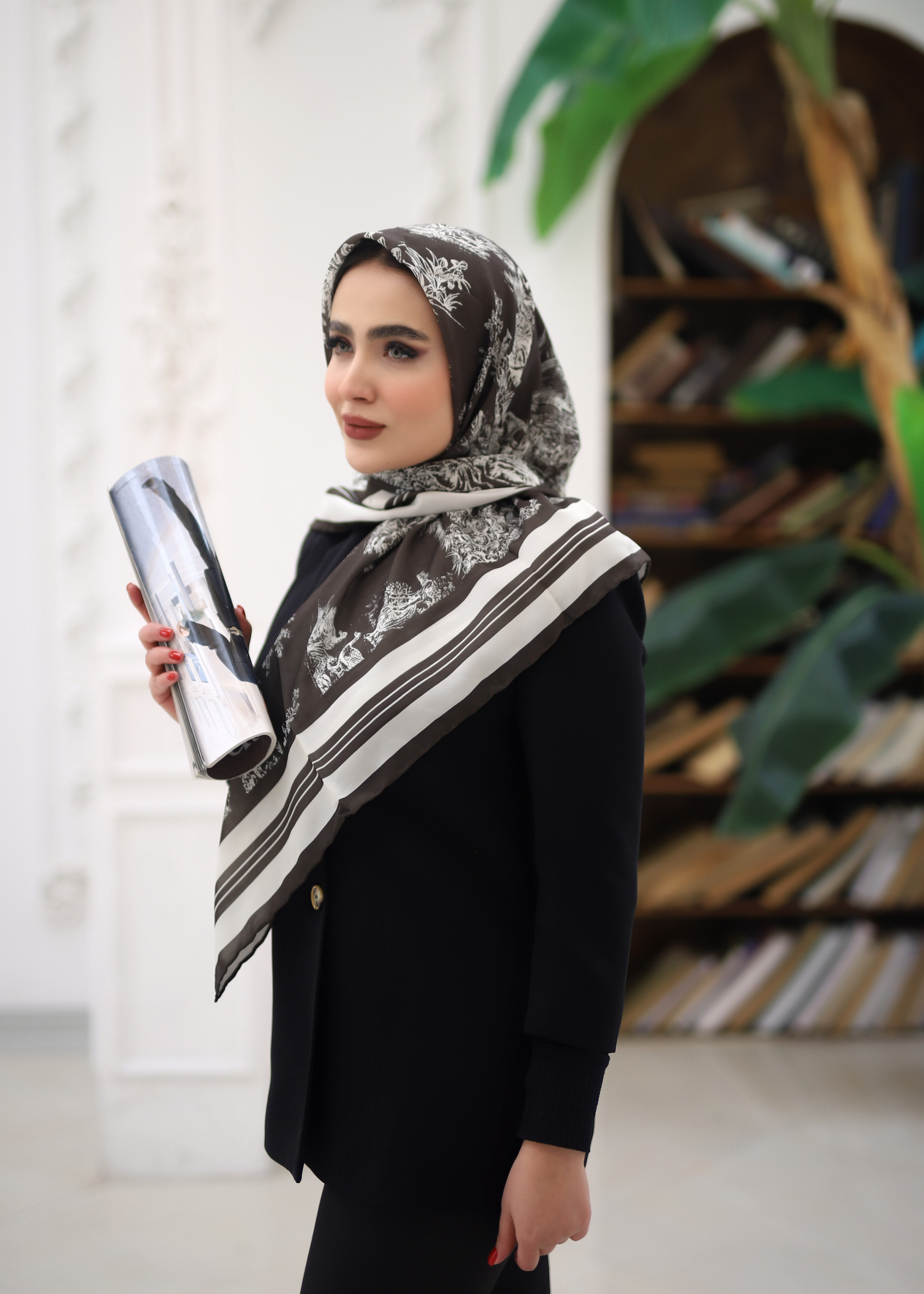 روسری حریر دستدوز بسته8رنگی کد r70 (عمده)
