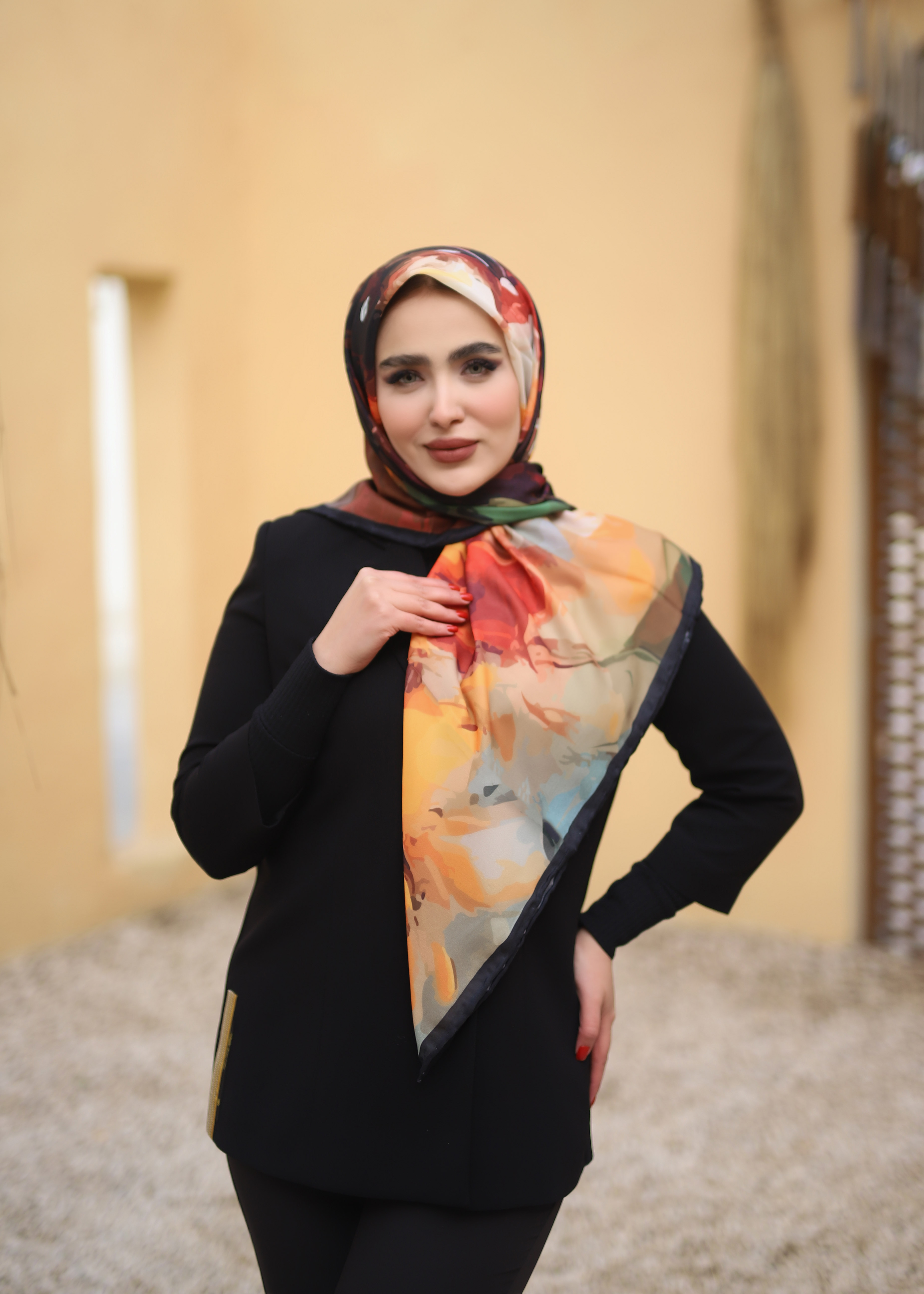 روسری حریر ابرنگی دستدوز بسته8طرحی کد r72 (عمده)
