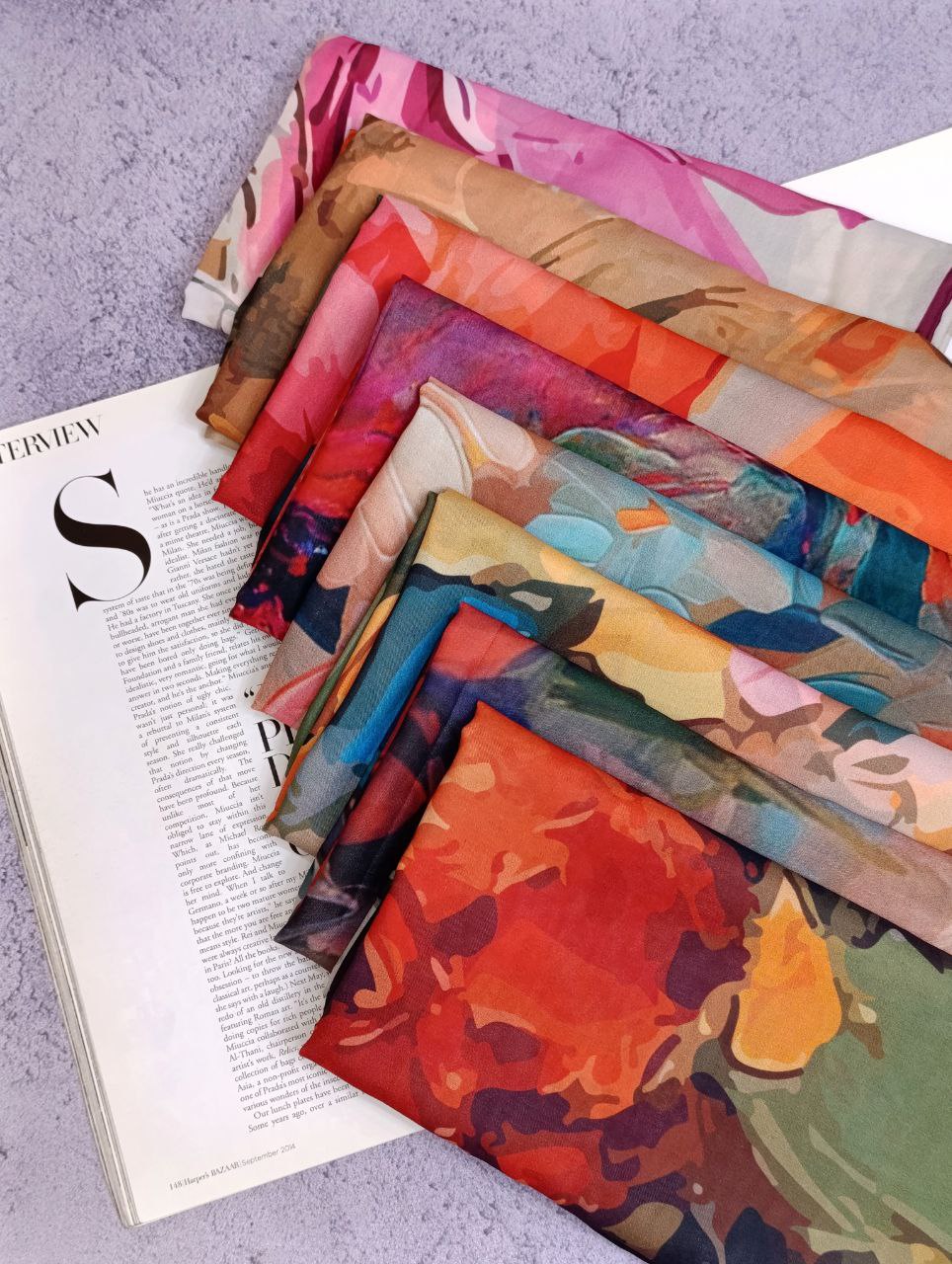 روسری حریر ابرنگی دستدوز بسته8طرحی کد r72 (عمده)
