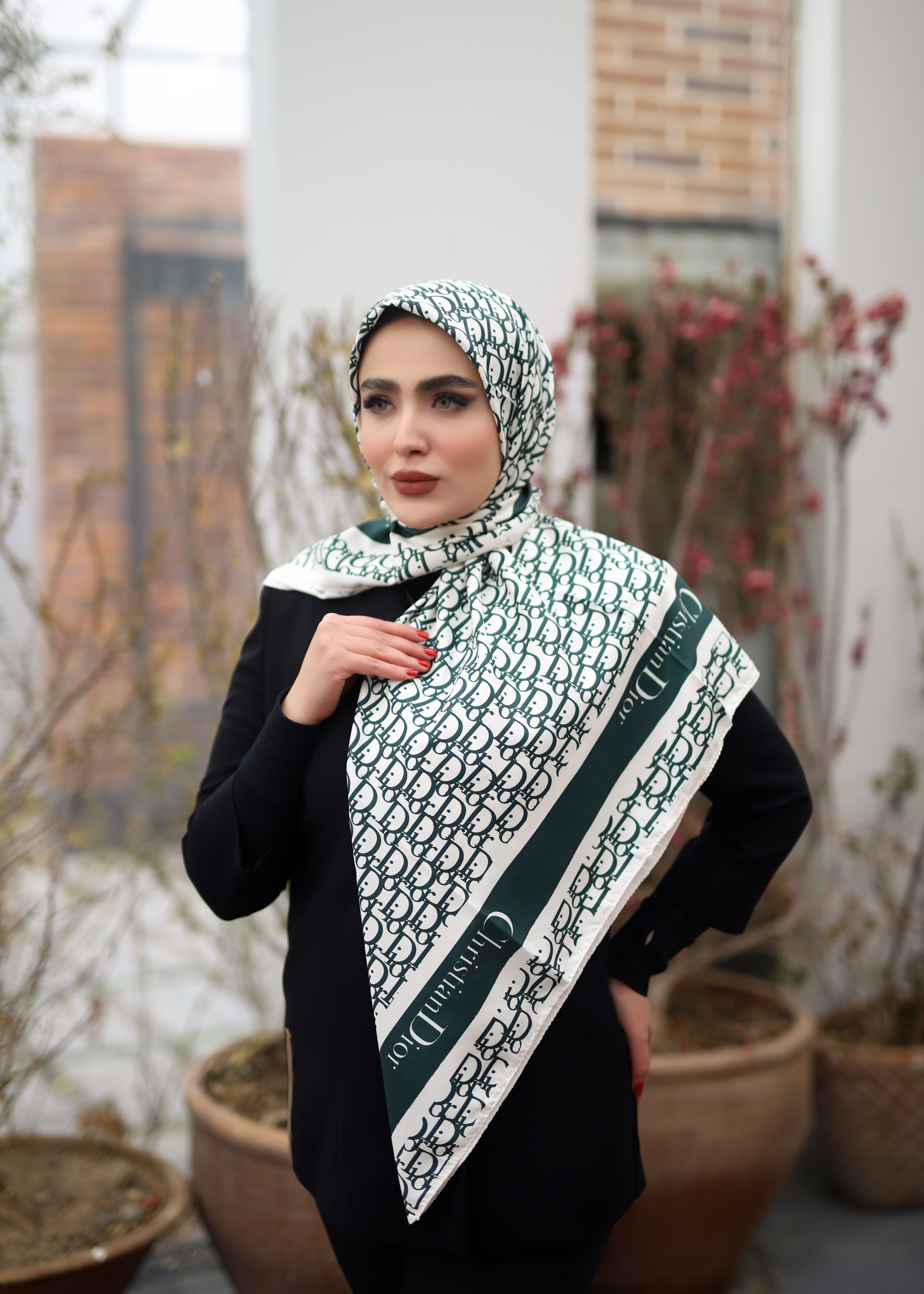 روسری ابریشم توییل دیور بسته6رنگی کد r74 (عمده)
