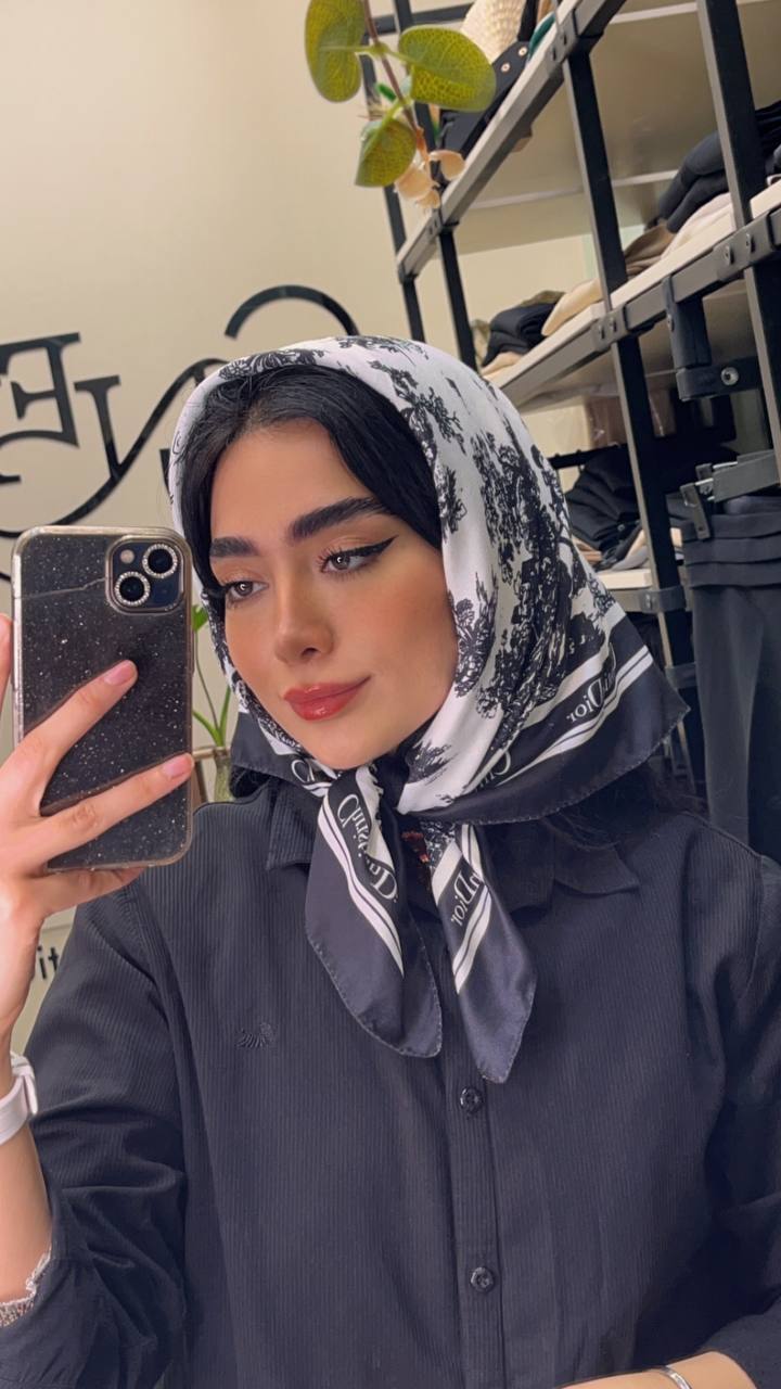 مینی اسکارف پک سفید مشکی بسته10طرحی کد mt28 (عمده)
