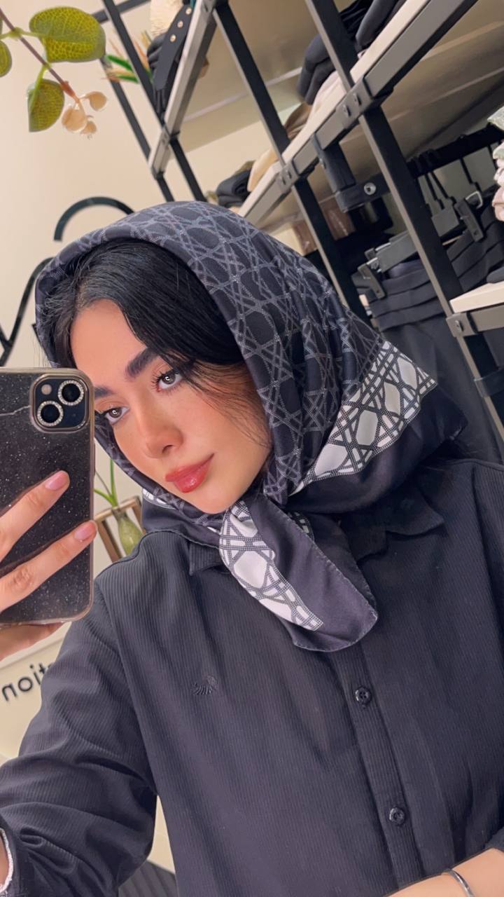 مینی اسکارف پک سفید مشکی بسته10طرحی کد mt28 (عمده)
