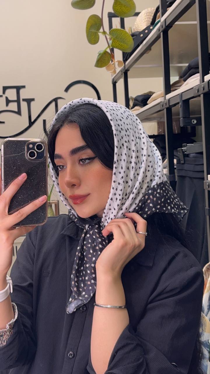 مینی اسکارف پک سفید مشکی بسته10طرحی کد mt28 (عمده)
