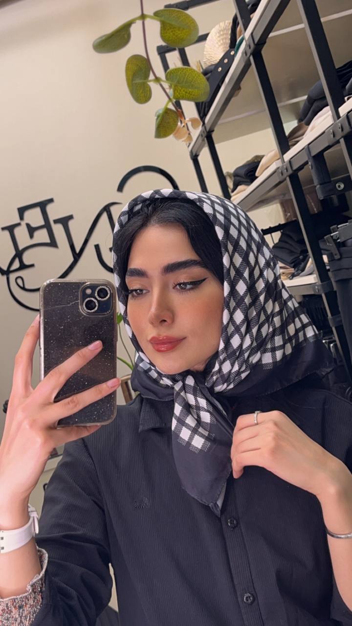 مینی اسکارف پک سفید مشکی بسته10طرحی کد mt28 (عمده)
