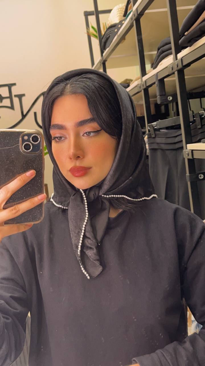 مینی اسکارف کوپرا دورمروارید بسته9رنگی کد mm7 (عمده)
