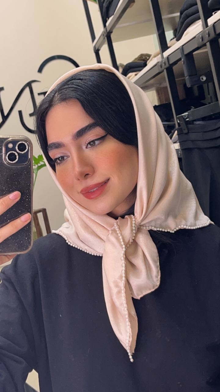 مینی اسکارف کوپرا دورمروارید بسته9رنگی کد mm7 (عمده)
