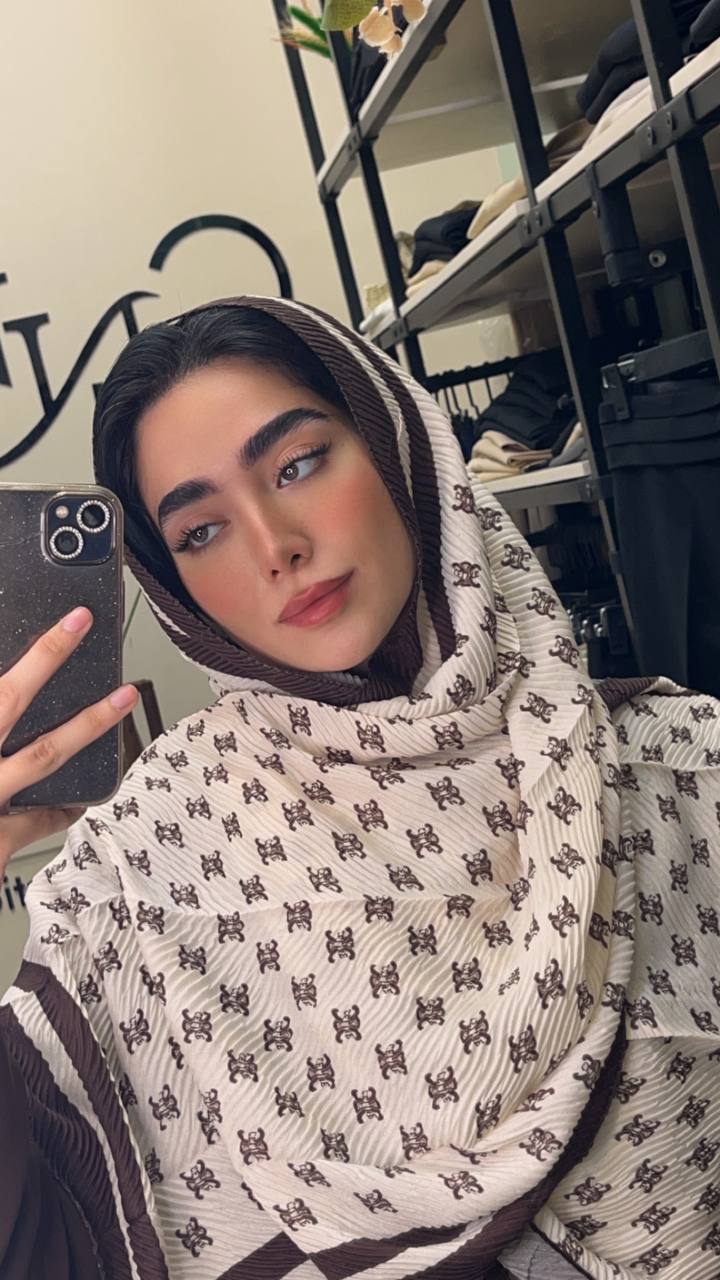 شال پلیسه پک موکا رنگ سال بسته8طرحی کد sp42 (عمده)
