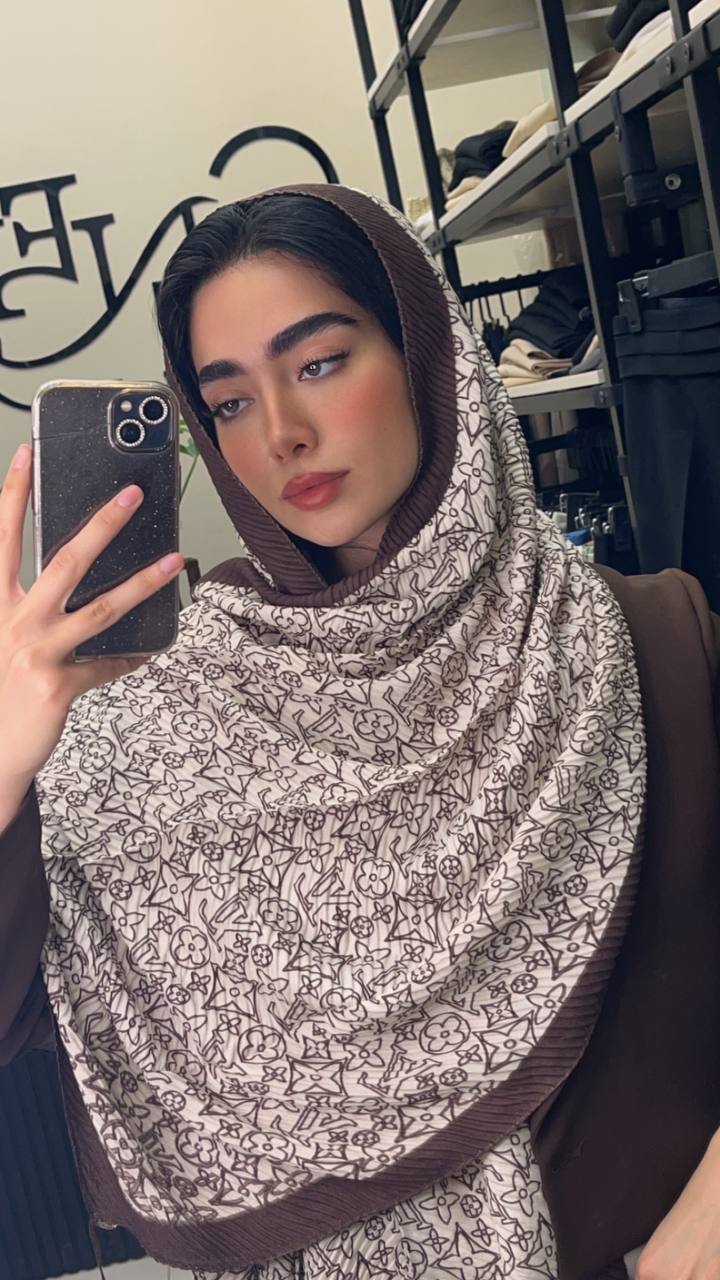 شال پلیسه پک موکا رنگ سال بسته8طرحی کد sp42 (عمده)
