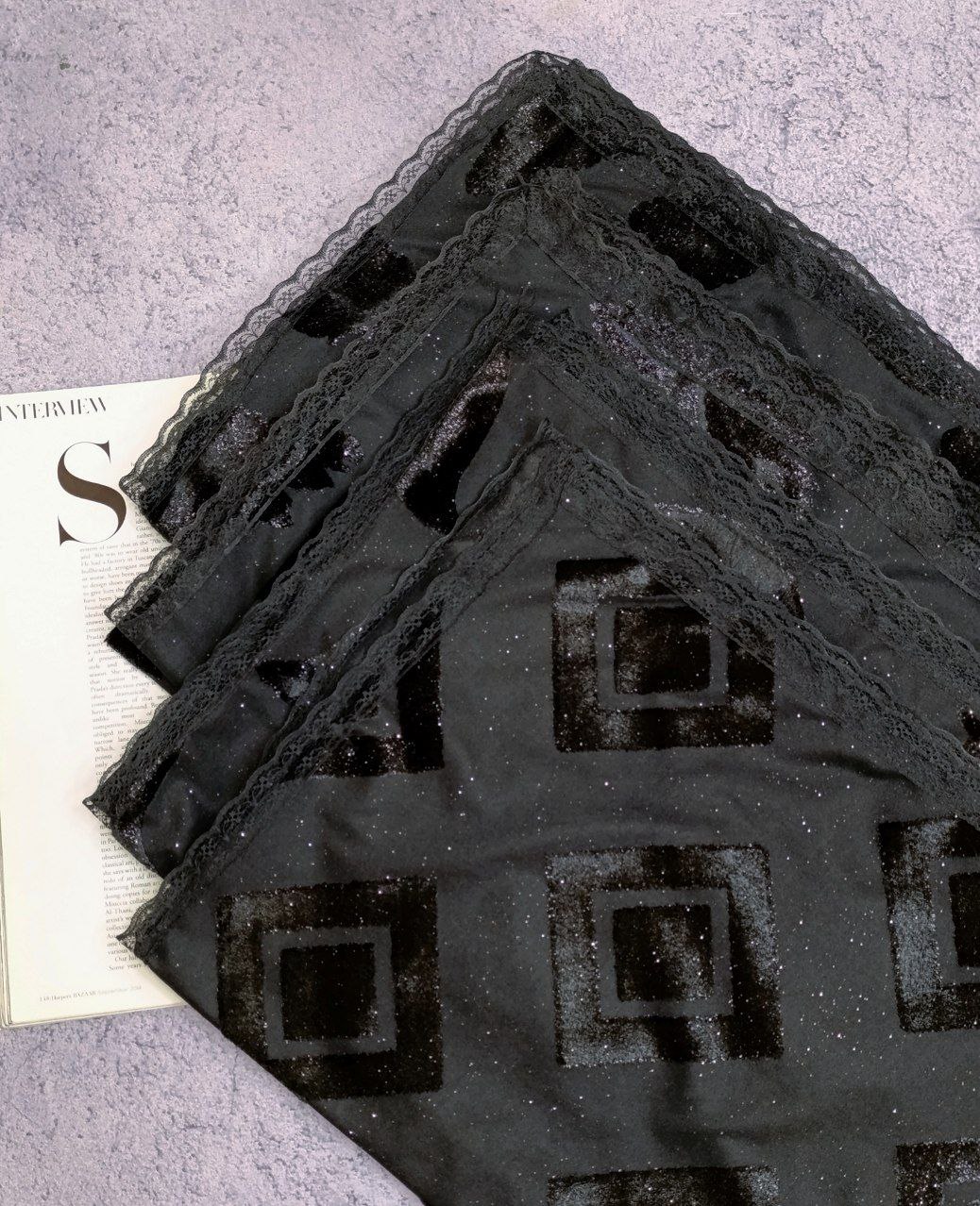 شال مخمل اکلیلی دورگیپور بسته8طرحی کد sm46 (عمده)
