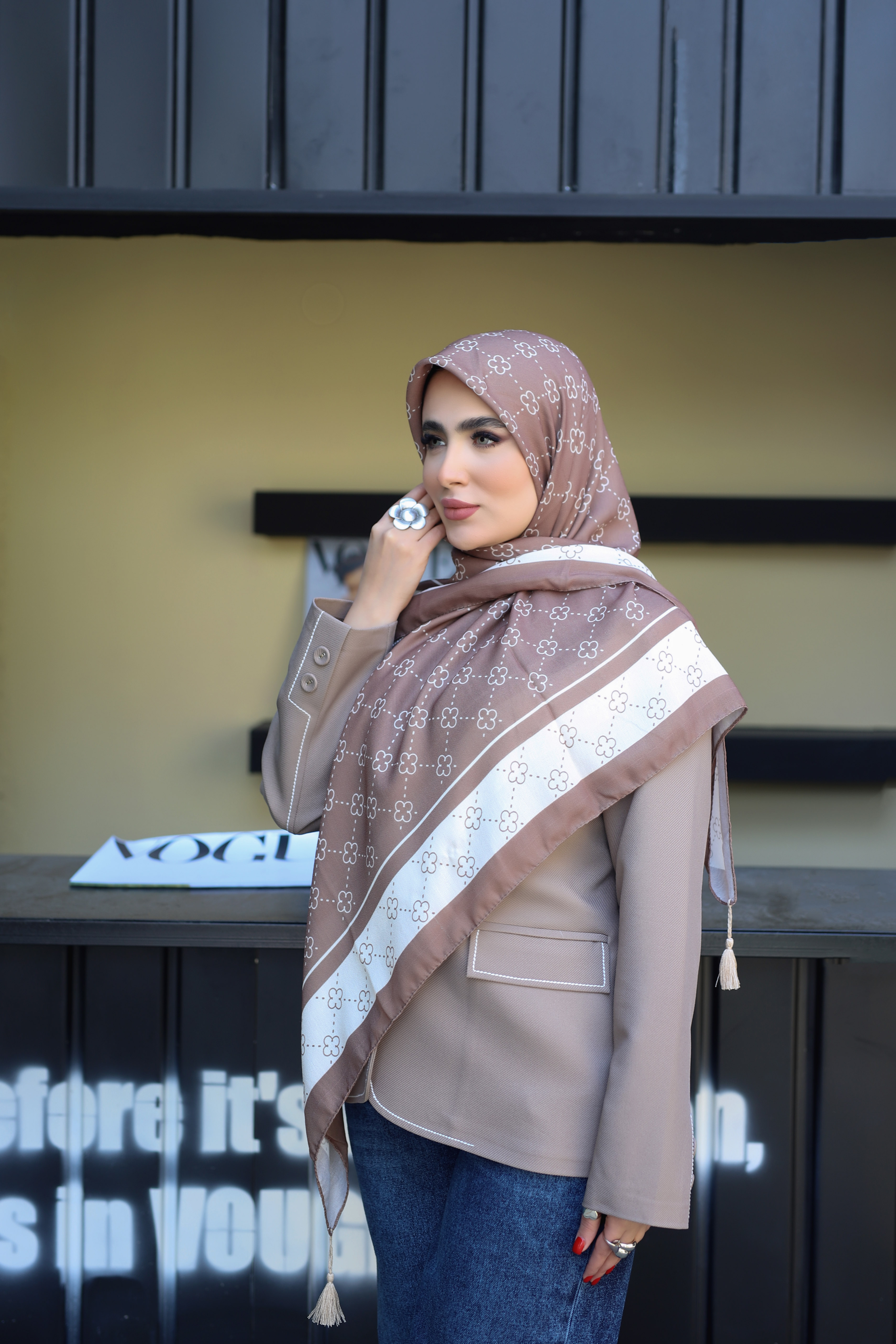 روسری نخی بسته6رنگی کد r84 (عمده)
