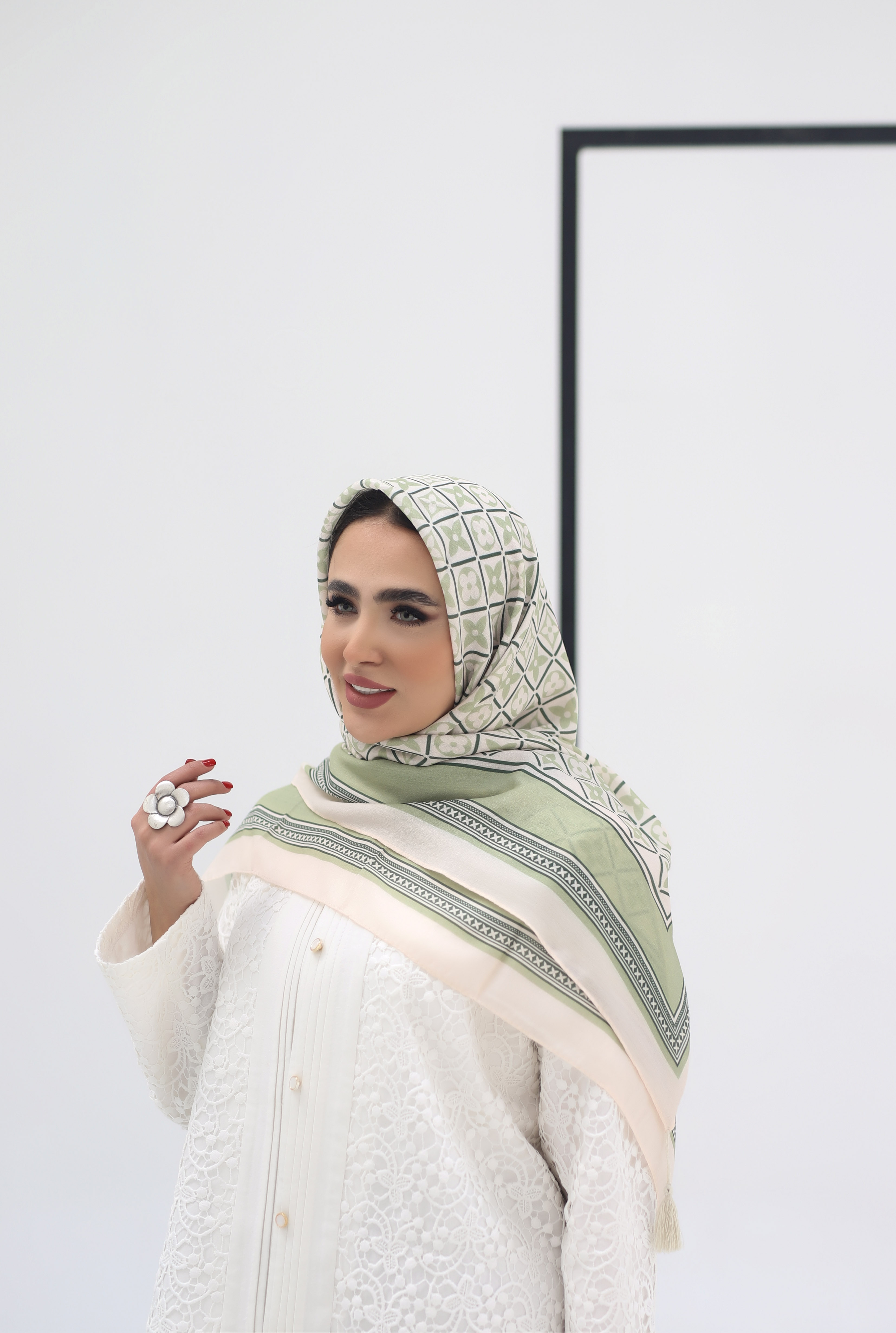 روسری نخی بسته6رنگی کد r85 (عمده)
