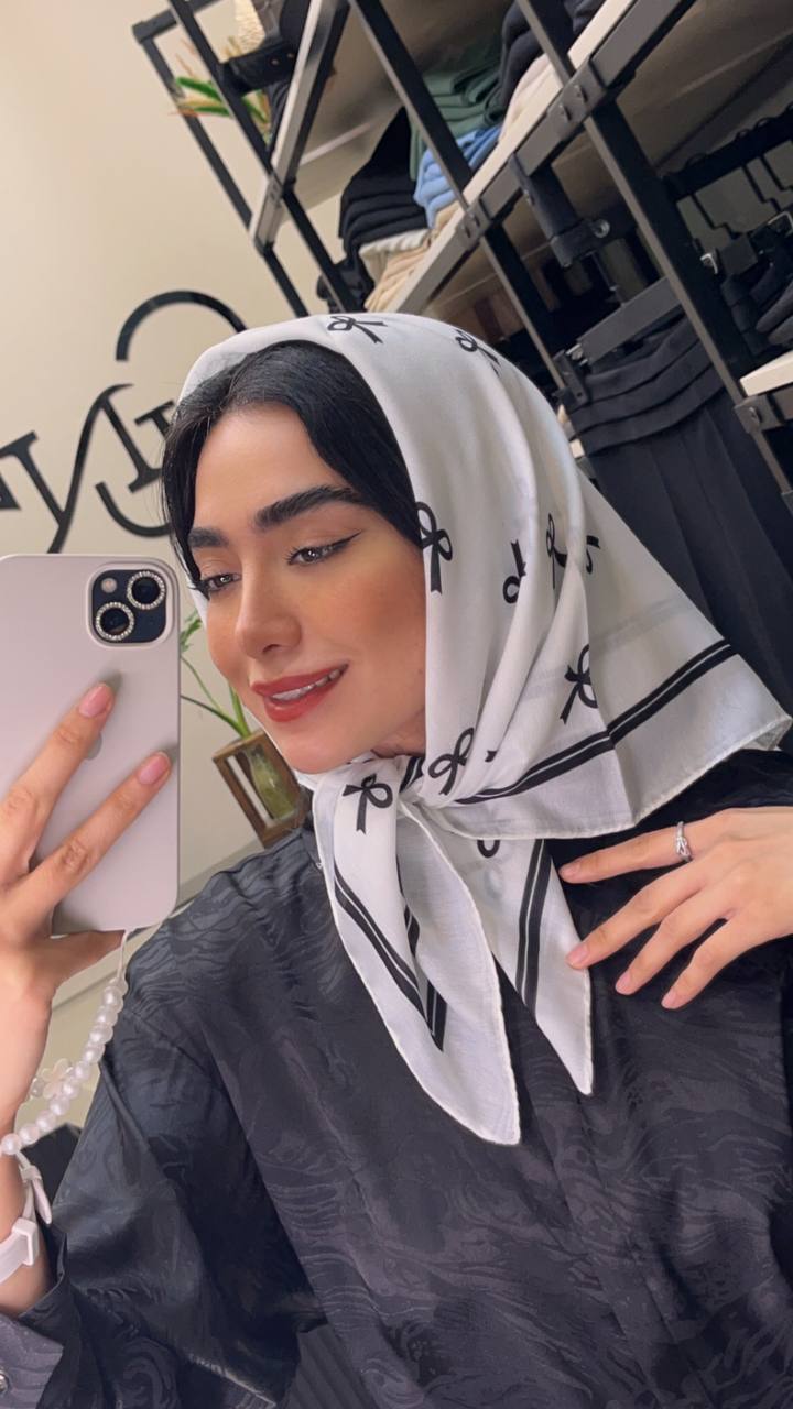 مینی اسکارف طرح پاپیون بسته10رنگی کد mt32 (عمده)
