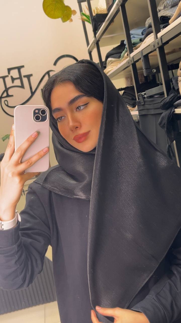 روسری ژان ژان بسته8رنگی کد rm19 (عمده)
