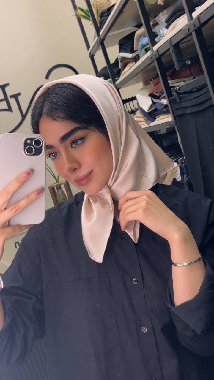 مینی اسکارف ساتن بسته10رنگی کد m5 (عمده)
