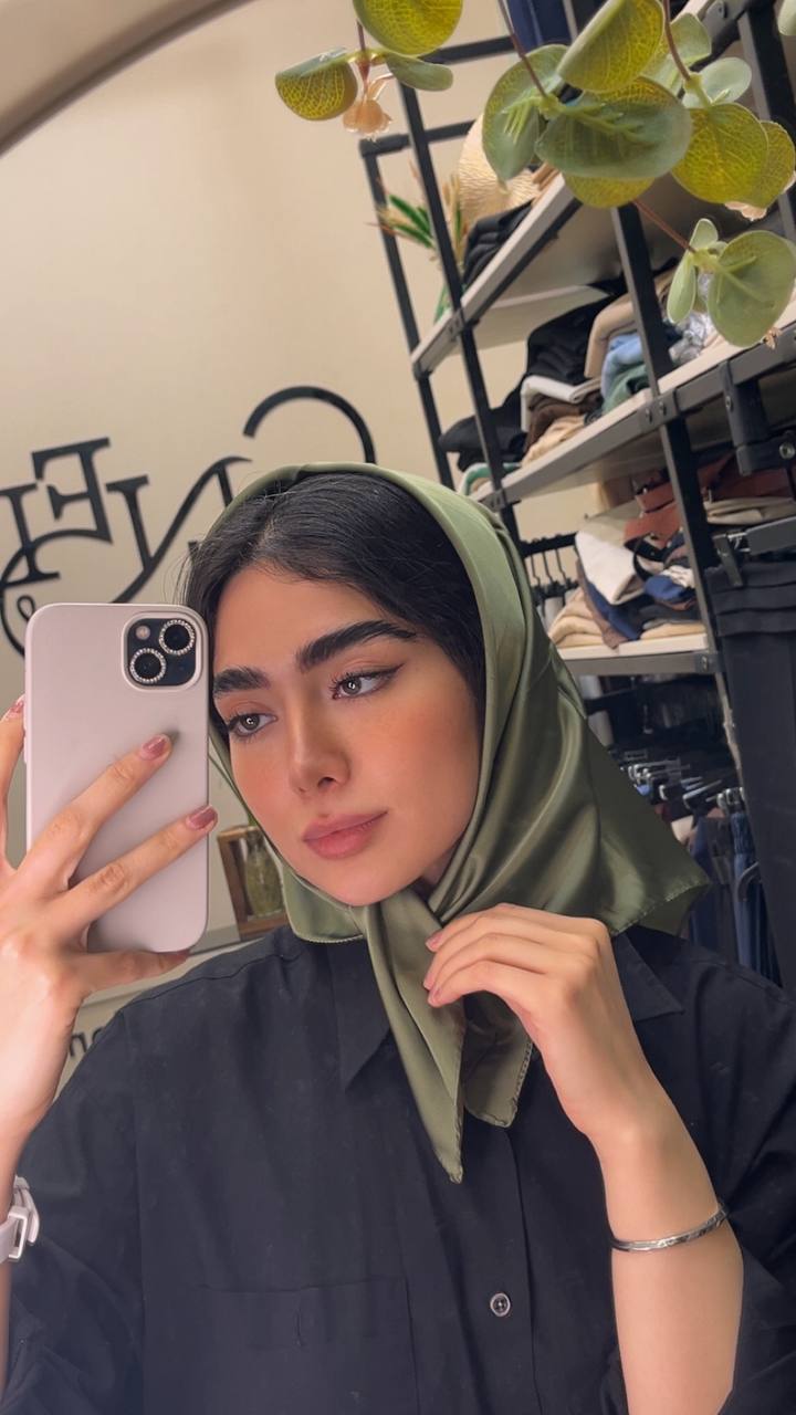 مینی اسکارف ساتن بسته10رنگی کد m5 (عمده)
